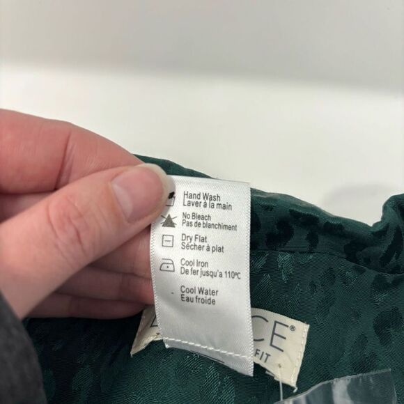 L*Space Blazer Women's 2 Revolve Bennytt Emerald Green Silky Leopard Holiday New - Picture 8 of 8